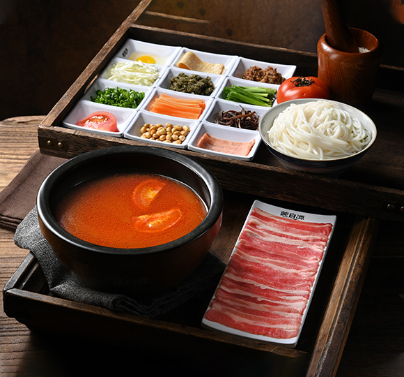 蒙自源番茄肥牛过桥米线