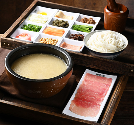 蒙自源蒙自源传统过桥米线